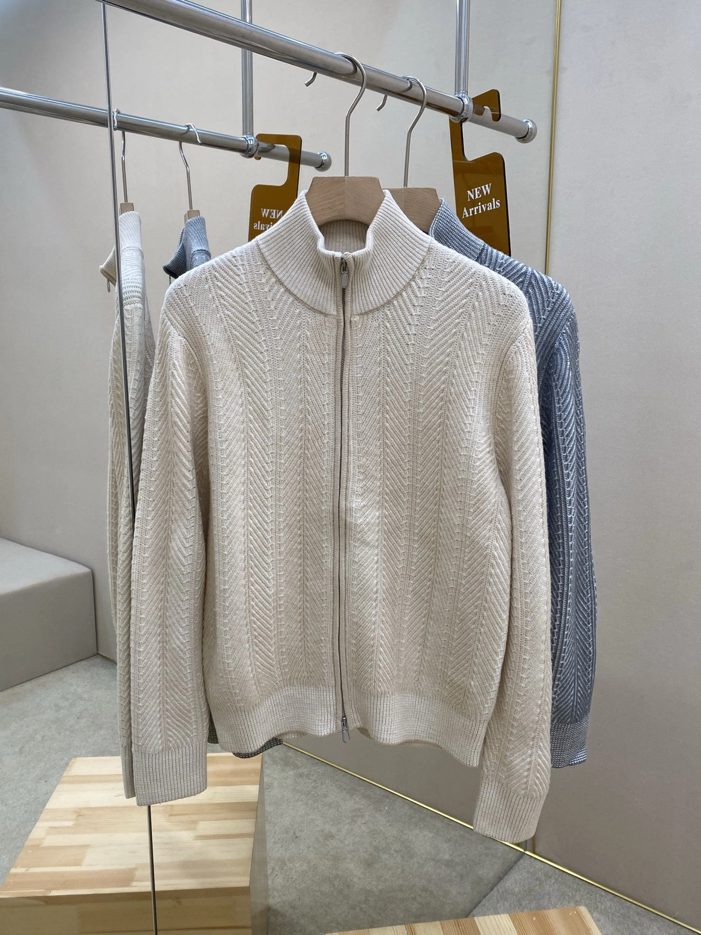 wg.luxury-- 2ru9588o cashmere 2colour item: E-F443J1820-2H